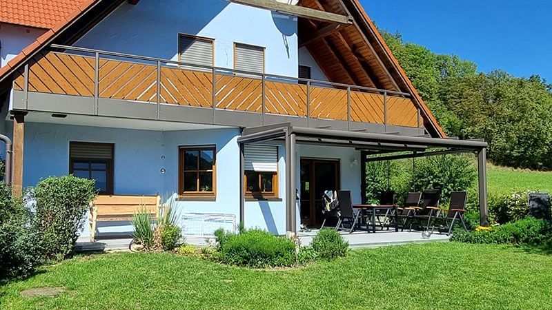 Modell Aurach 6 in Holzoptik