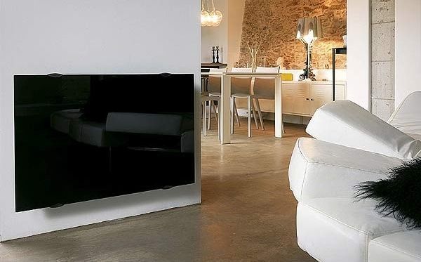 Radiateur noir Campaver sur un mur blanc