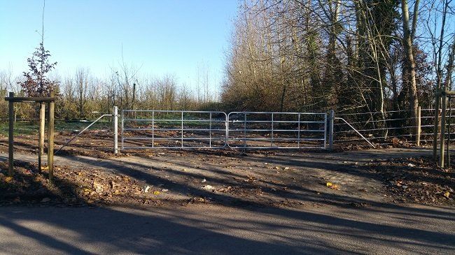 Installation de clôture