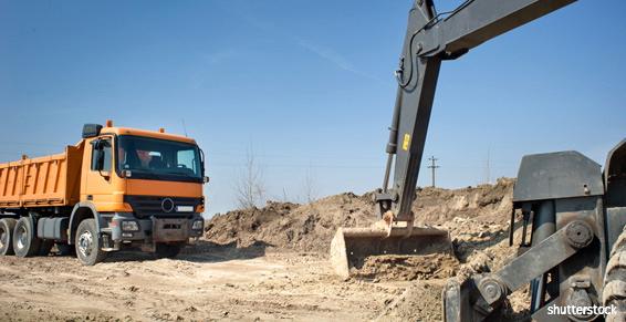 Chantier de terrassement avec engin