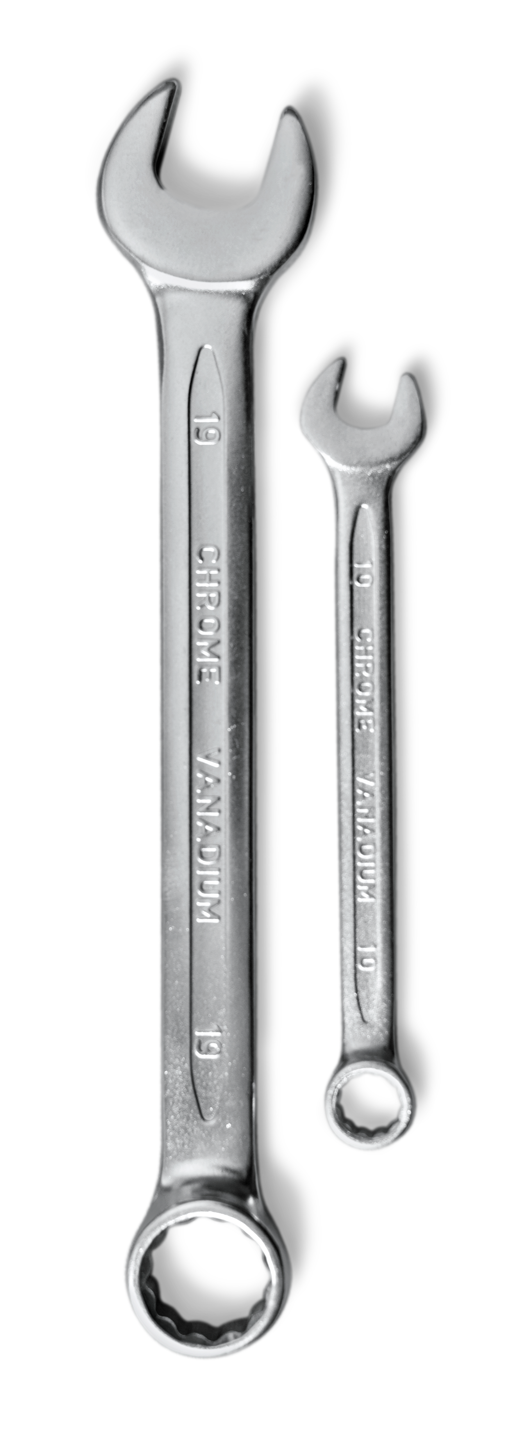 Deux clés argentées, une grande et une petite