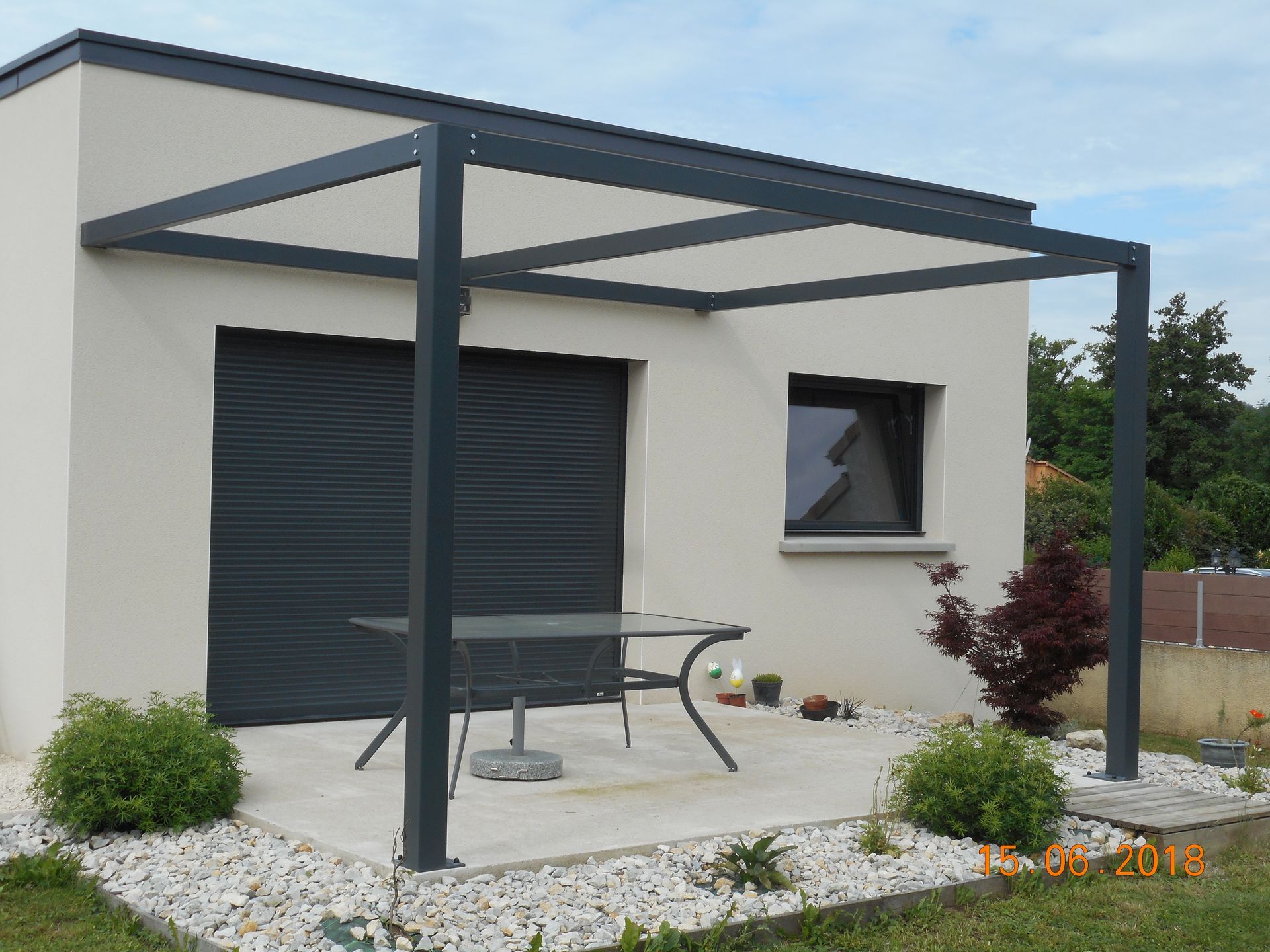 Pergola grise sur mesure