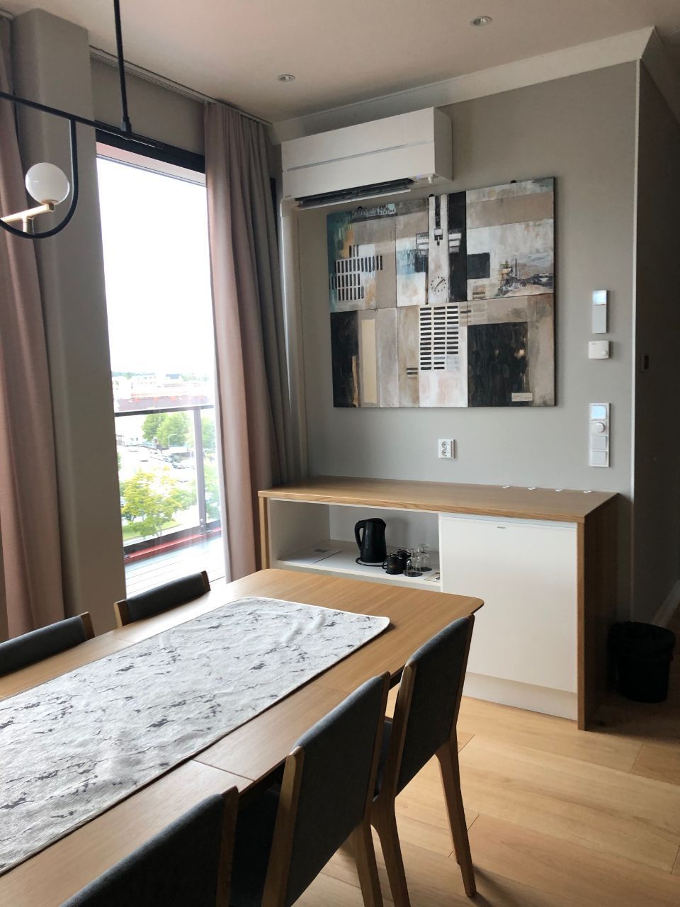 PHK Care myy ja asentaa ilmalämpöpumput