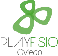 Logotipo de Playfiso Oviedo, con una forma abstracta verde encima del texto.