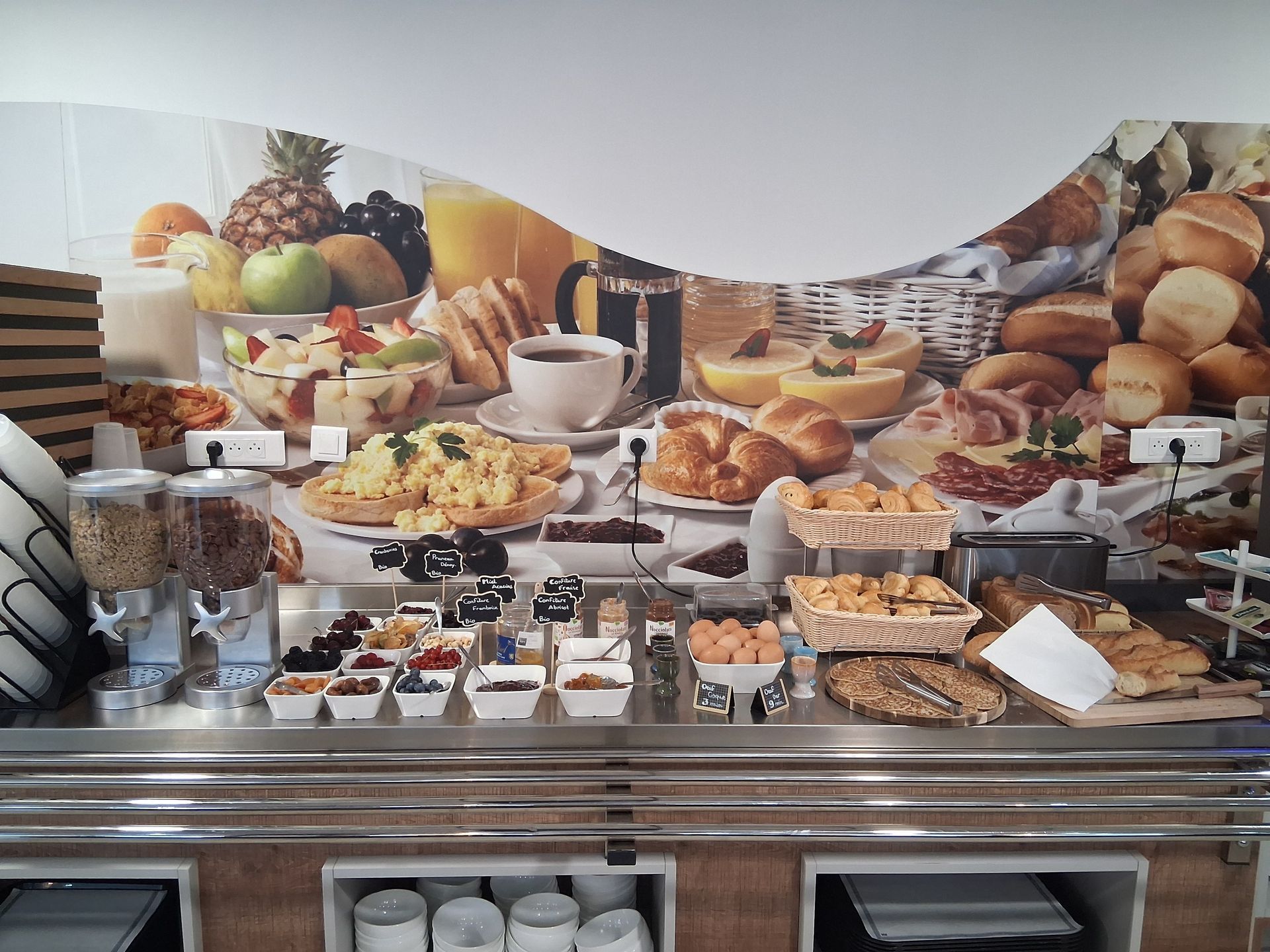 Buffet de petit déjeuner
