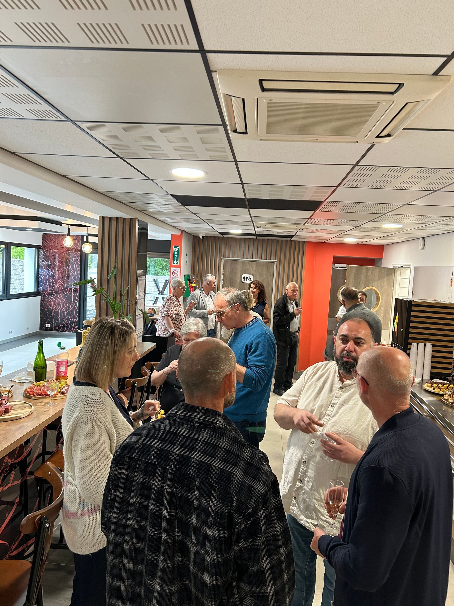 Réception au bar de l'hôtel-restaurant