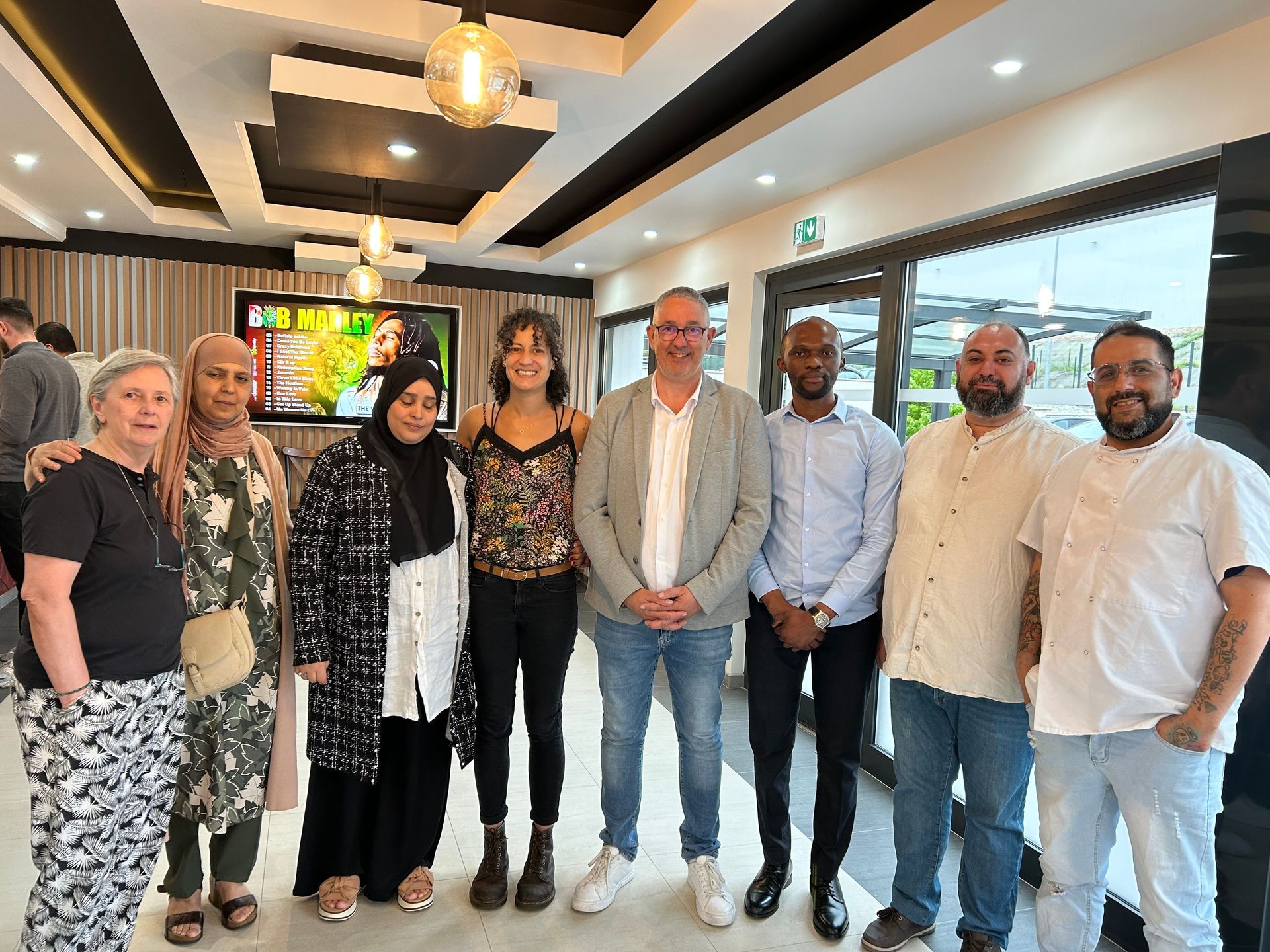 Groupe dans le hall de l'hôtek