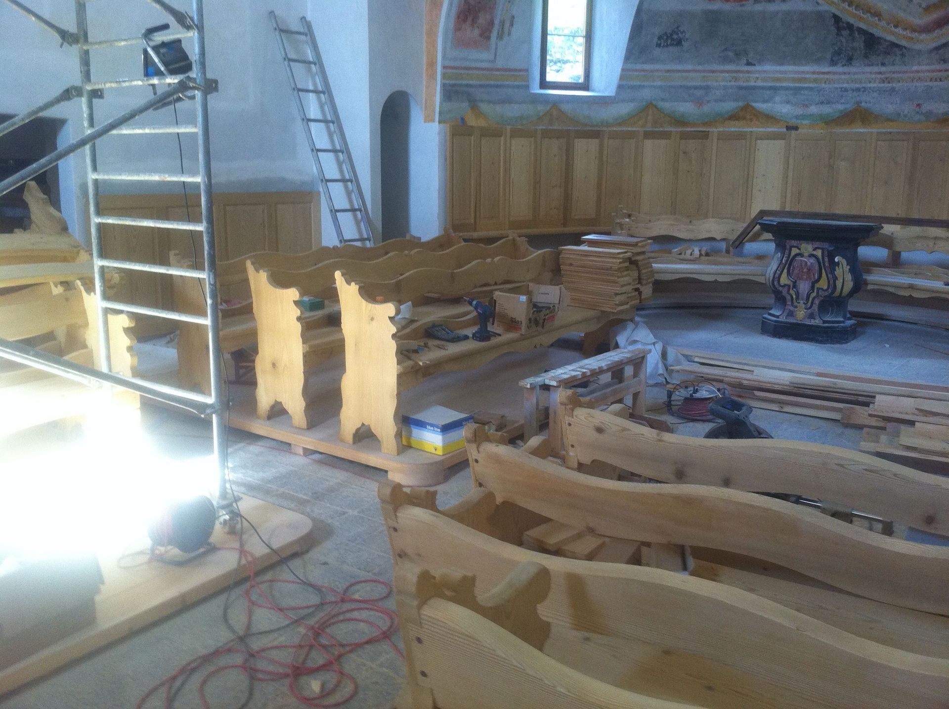 Laboratorio produzione mobili in legno