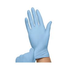 Gants en nitrile bleu clair enfilés.