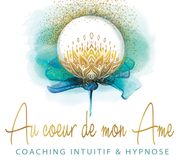 Accueil Texte doréAu cœur de mon âme. Orbe artistique surmontant une fleur bleue et dorée.
