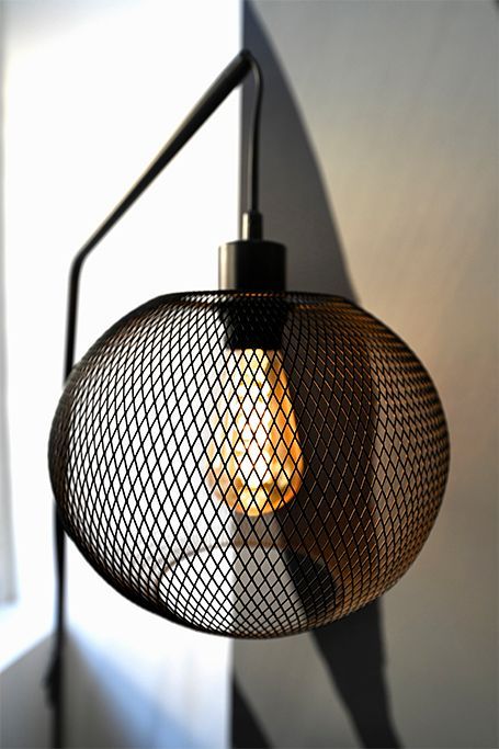 Lampe avec ampoule