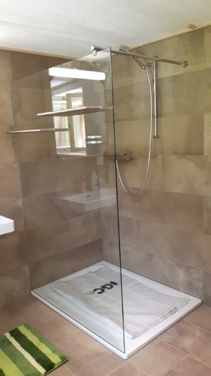 Badzimmer Duschglas - Glaserei Scheidegger AG in Luterbach