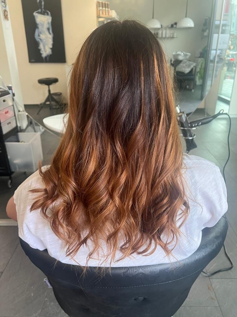 Haare färben Birsfelden
