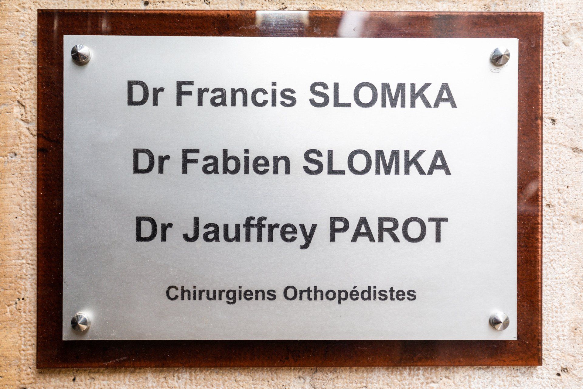 Plaque de médecin