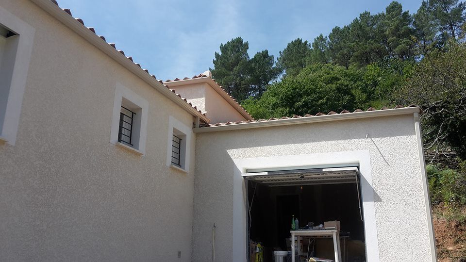 Gouttière de couleur sable