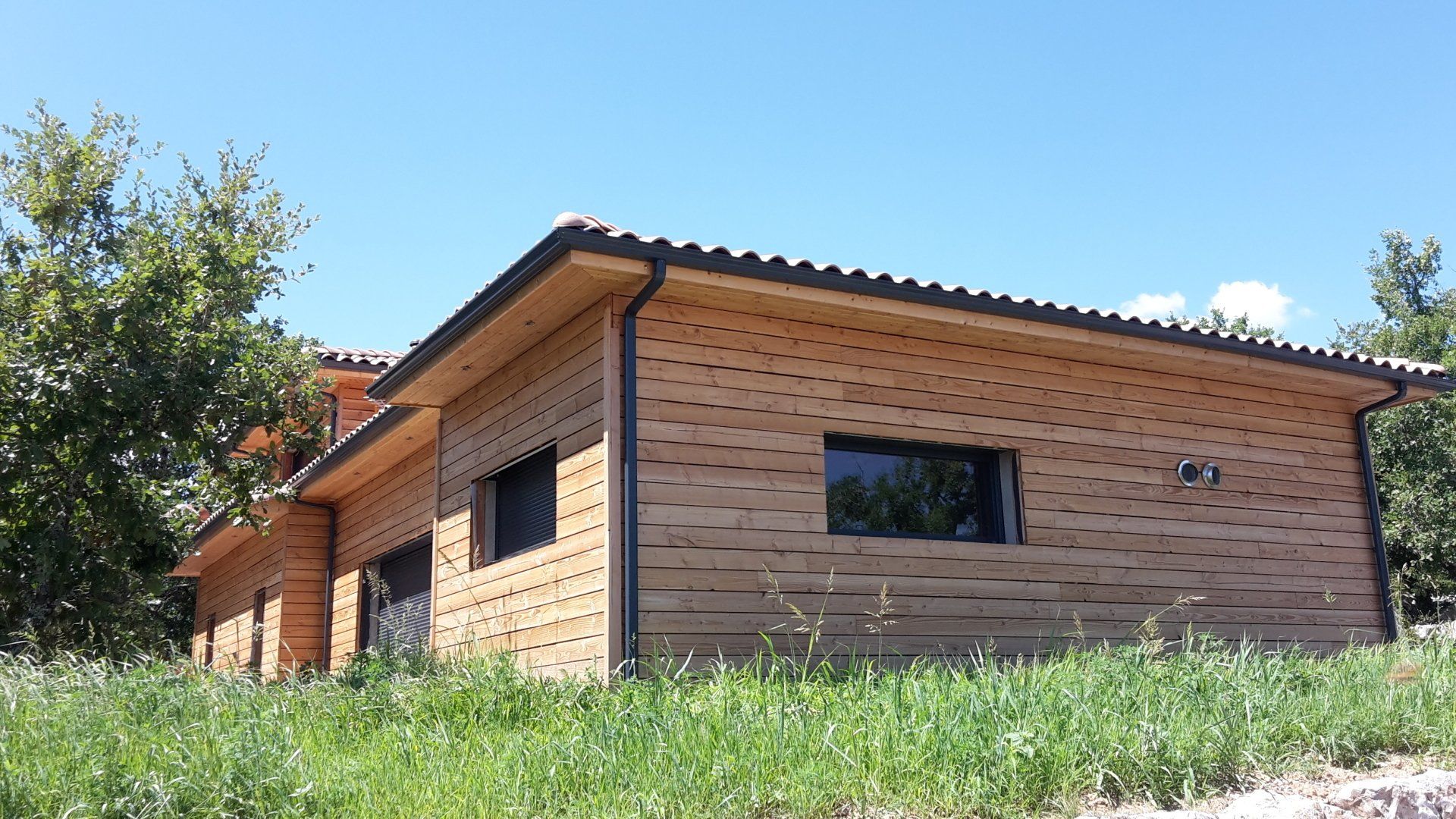 Gouttière aluminium couleur anthracite