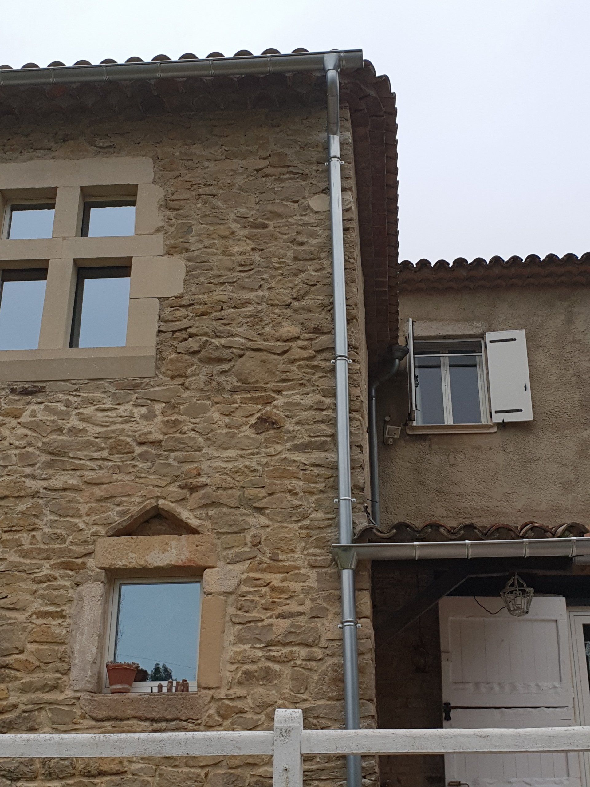 Gouttière en zinc 2