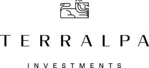 Logotipo de Terralpa Investments en texto negro con un pequeño icono abstracto encima sobre un fondo blanco.