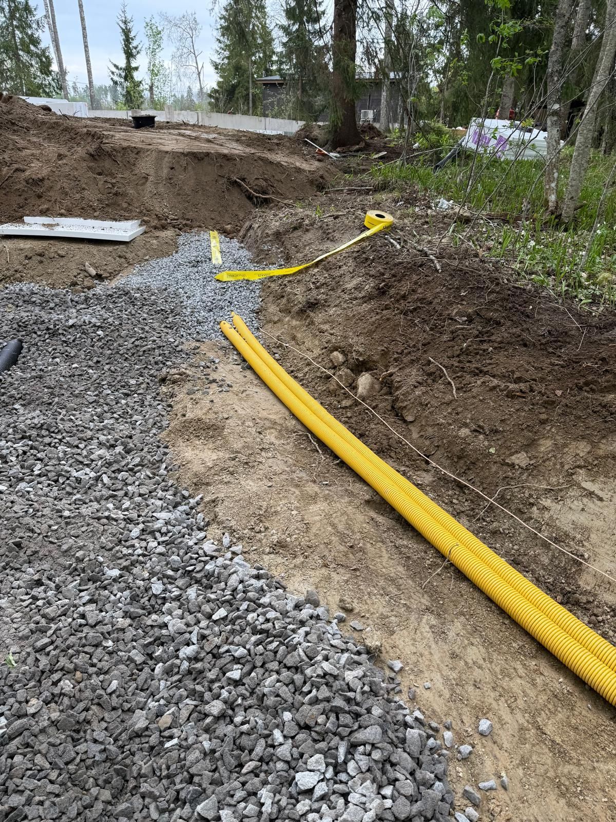 Diggers Oy toteuttaa tontin muotoilut ja maamassojen vaihdot takuutyönä.