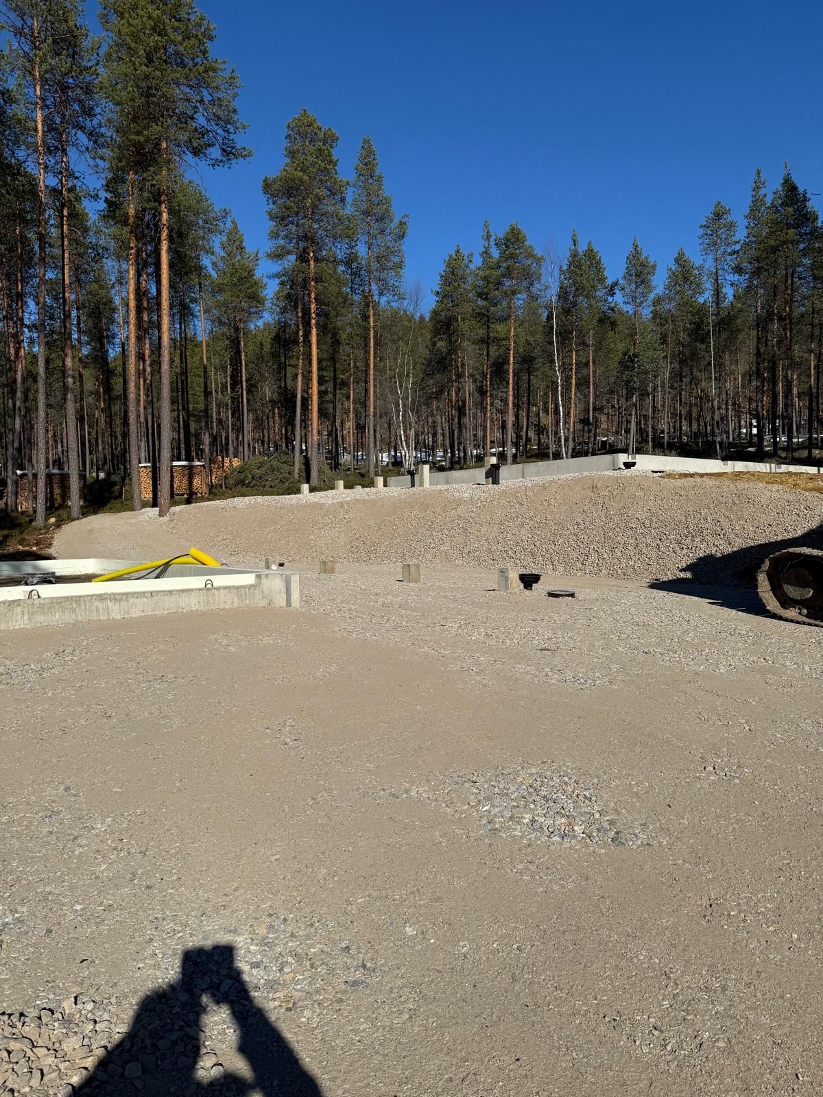 Nykyaikaista kaivuutyötä ja tonttiurakointia Lahdessa ja koko Etelä-Suomessa.