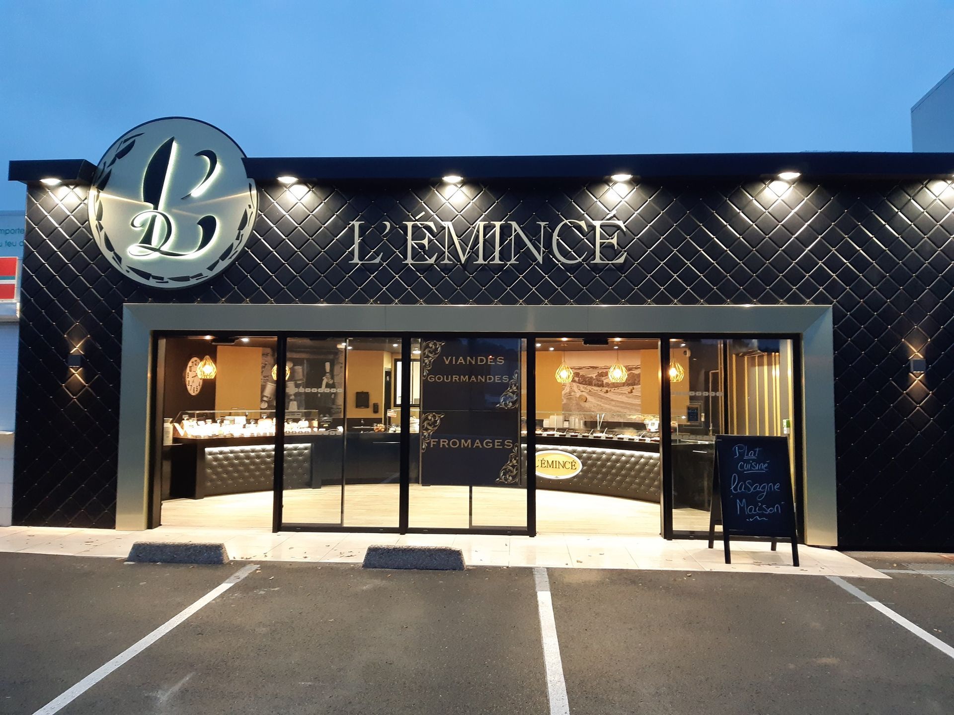 Façade de la boucherie L'Emincé