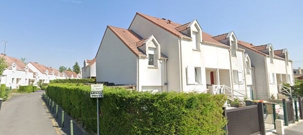 Immeuble rue Jules Lamant de côté
