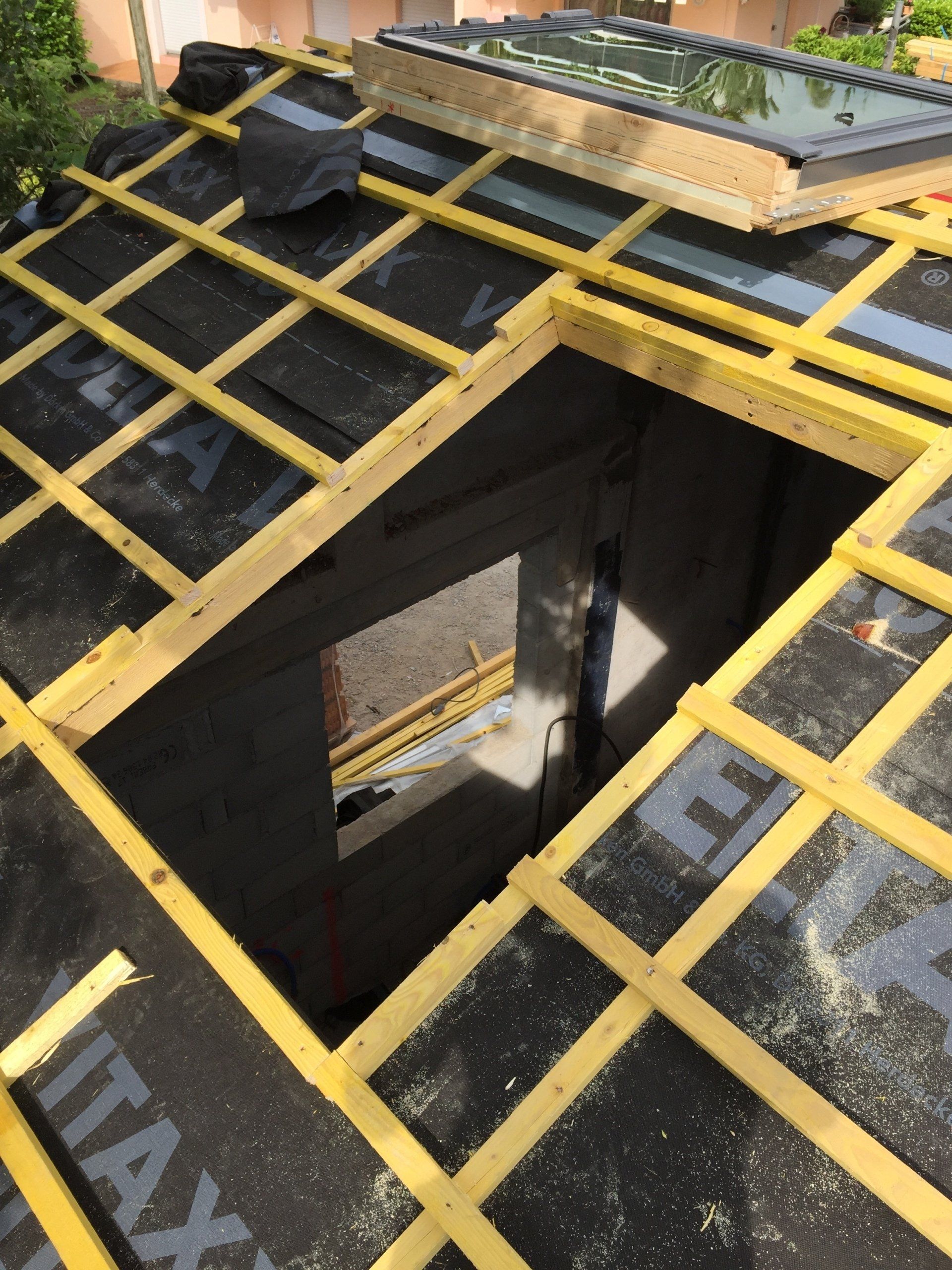 La réalisation de la fenêtre du toit