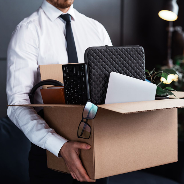 Une personne licenciée