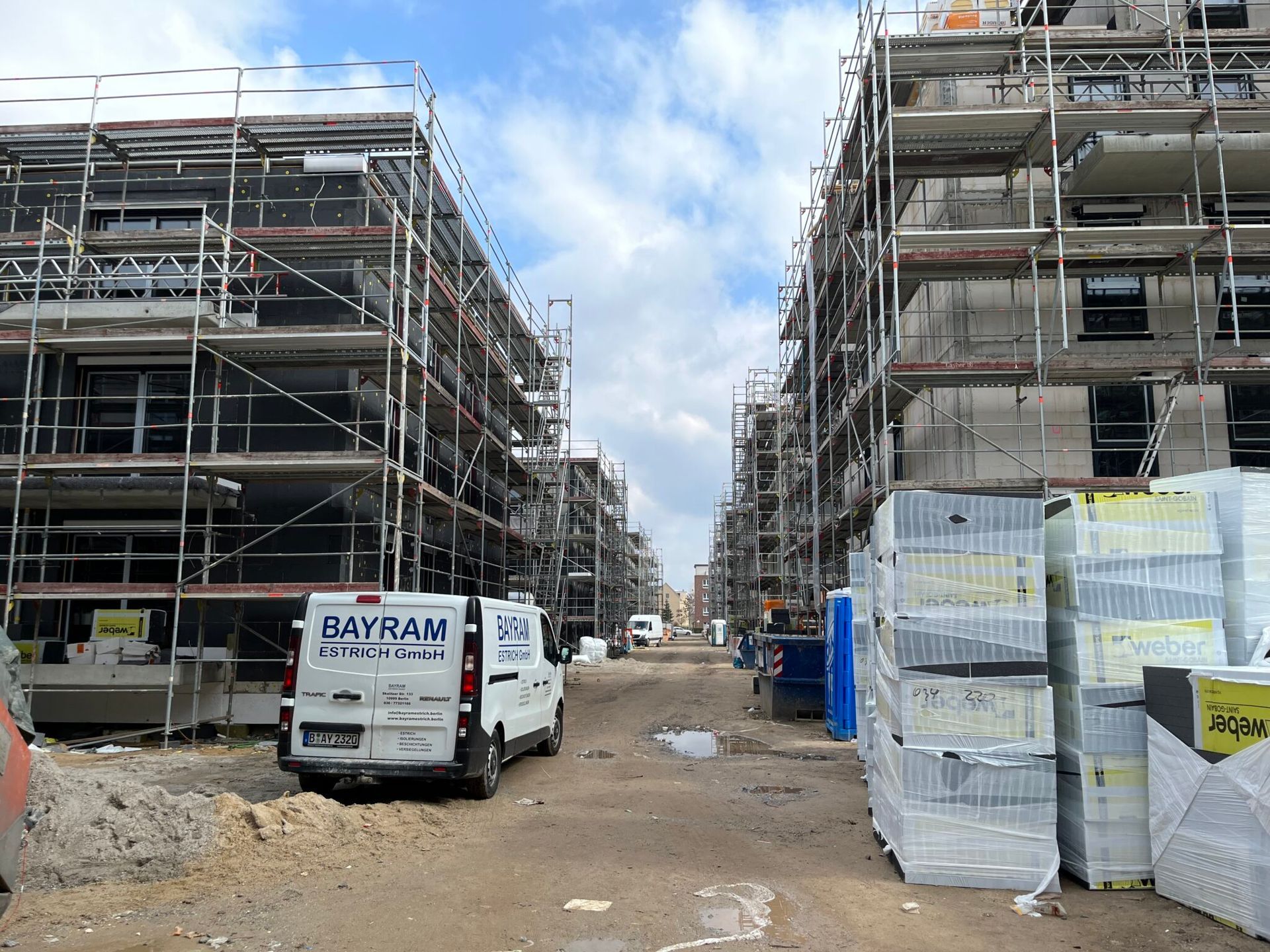 Bauprojekt: Großprojekt Mastiok Bau GmbH mit der Firma Bayram Estrich GmbH