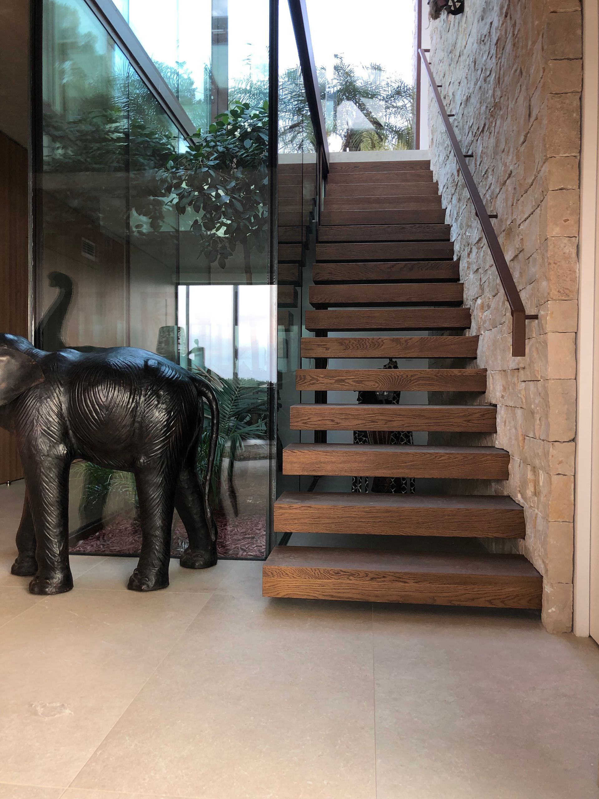 Escalier droit sur mesure