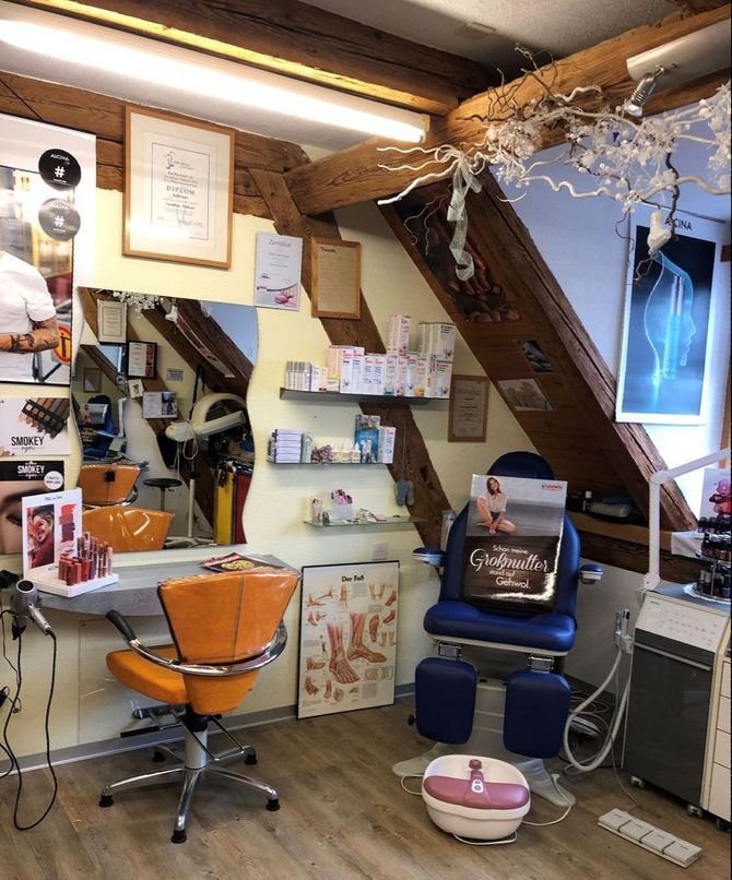 Frisör, Friseur - Coiffeur Ruth in Attiswil