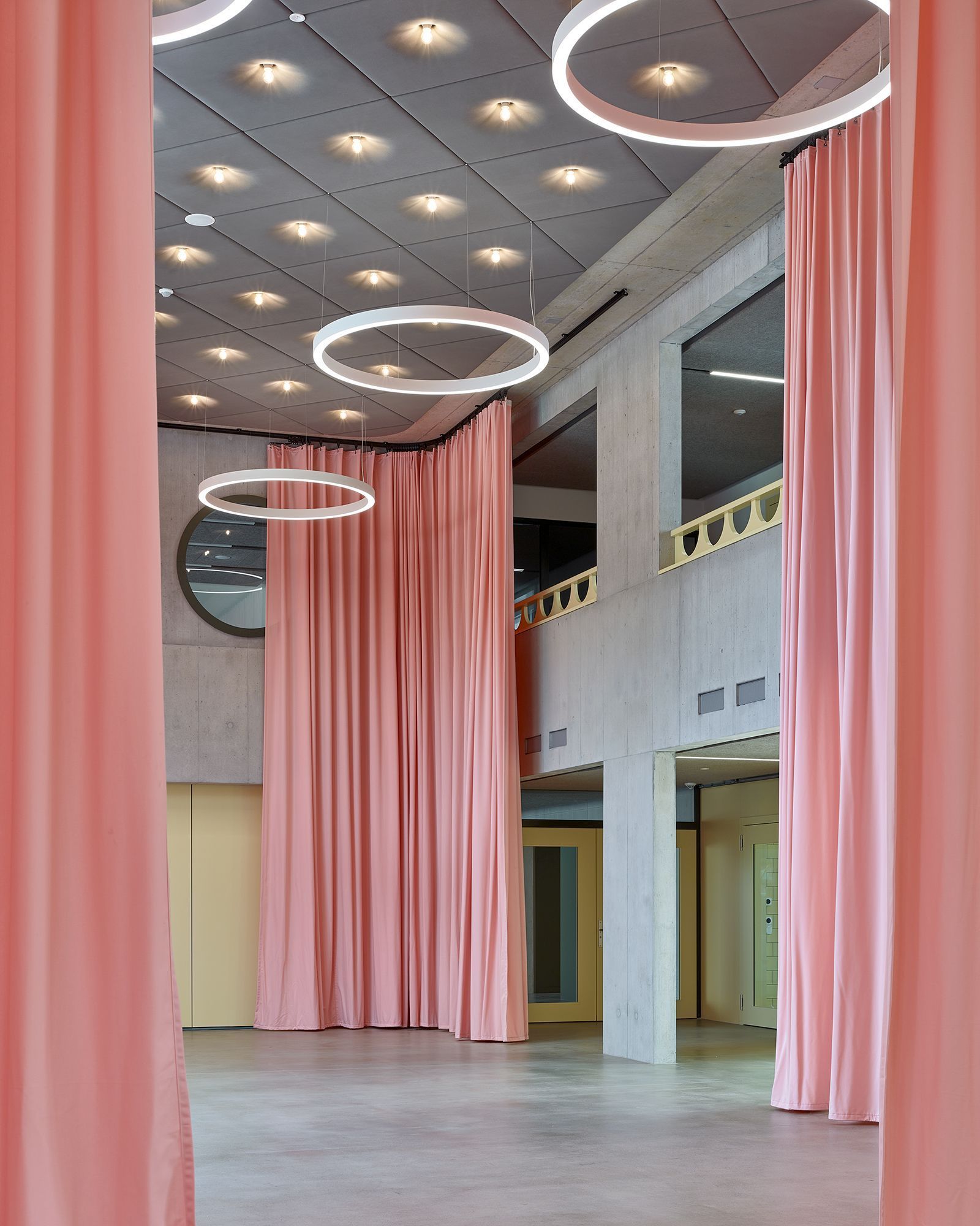 Schulhaus Kirchacker - Neuhausen