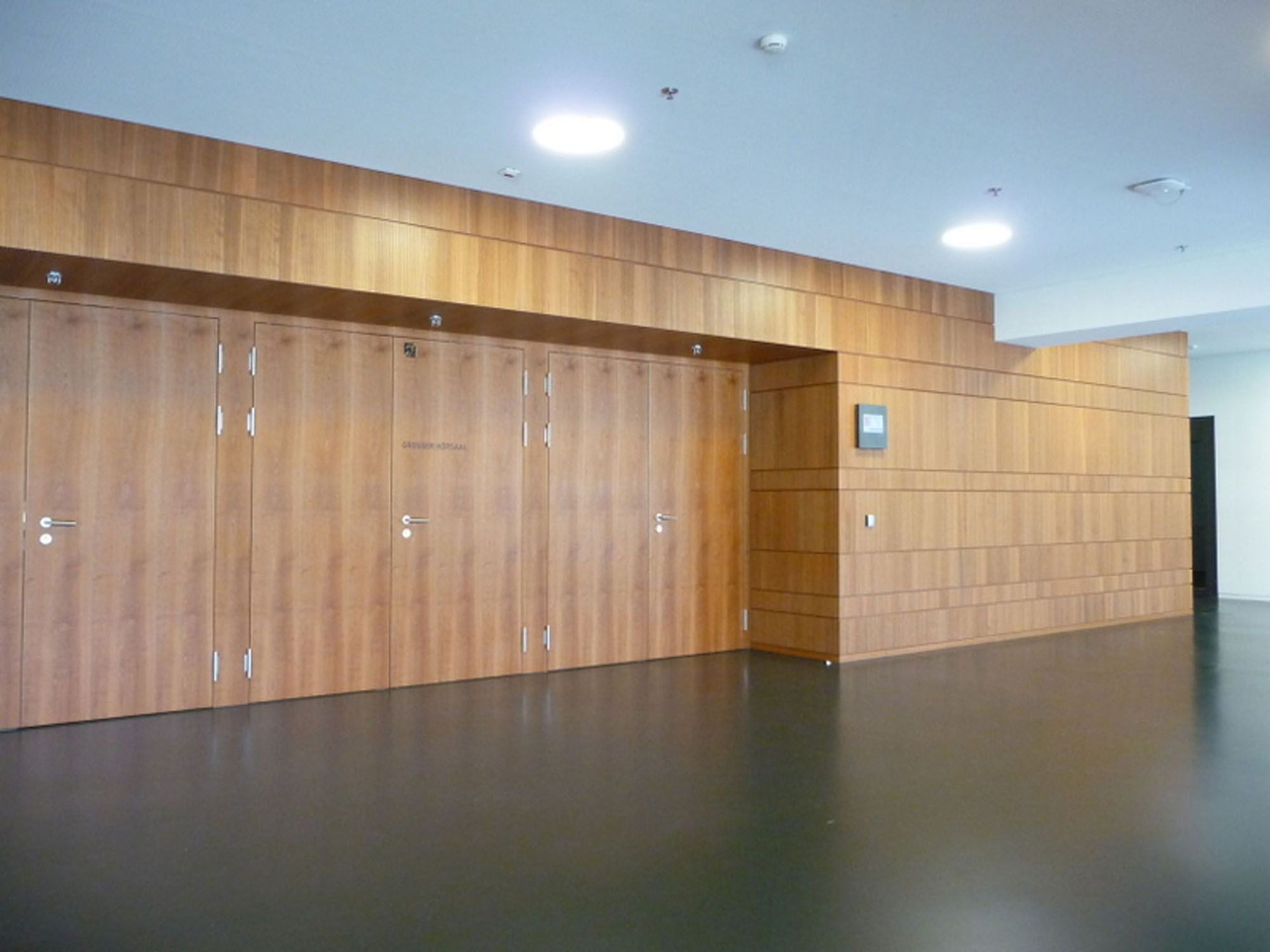 Shilpost Saal-Zürich