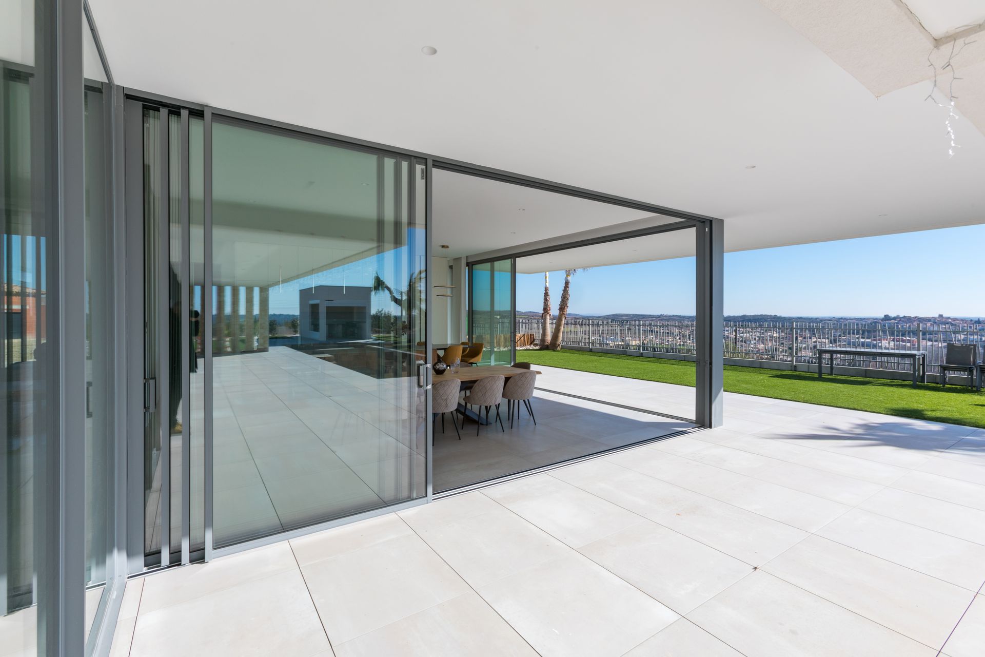 Baie vitrée en aluminium