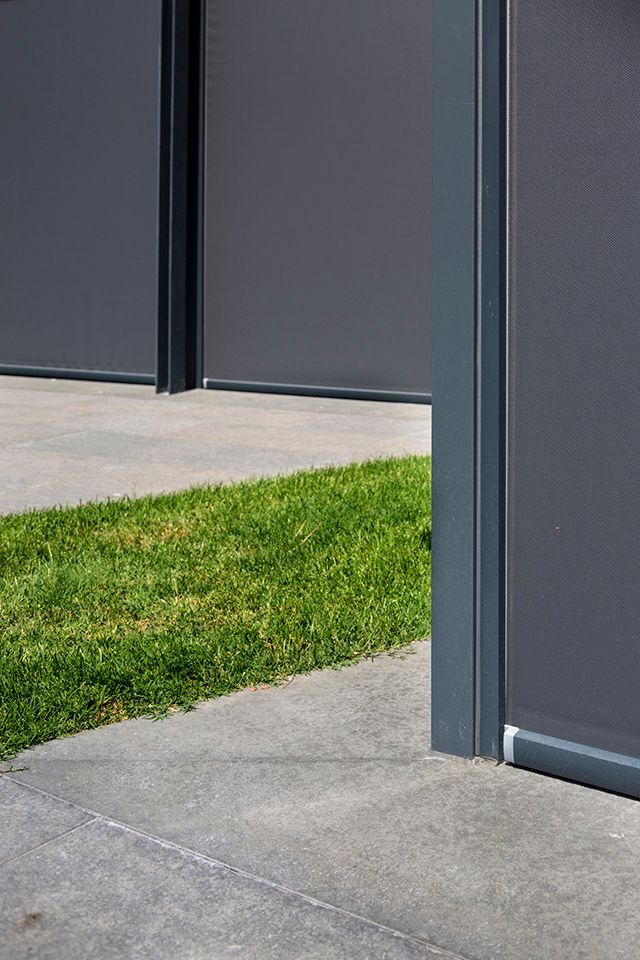 Zoom sur le bas de store complètement fermé