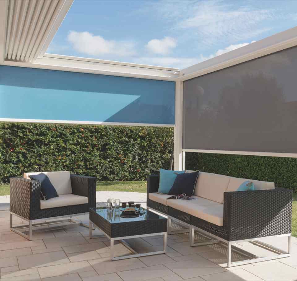 Pergola avec volet déroulant
