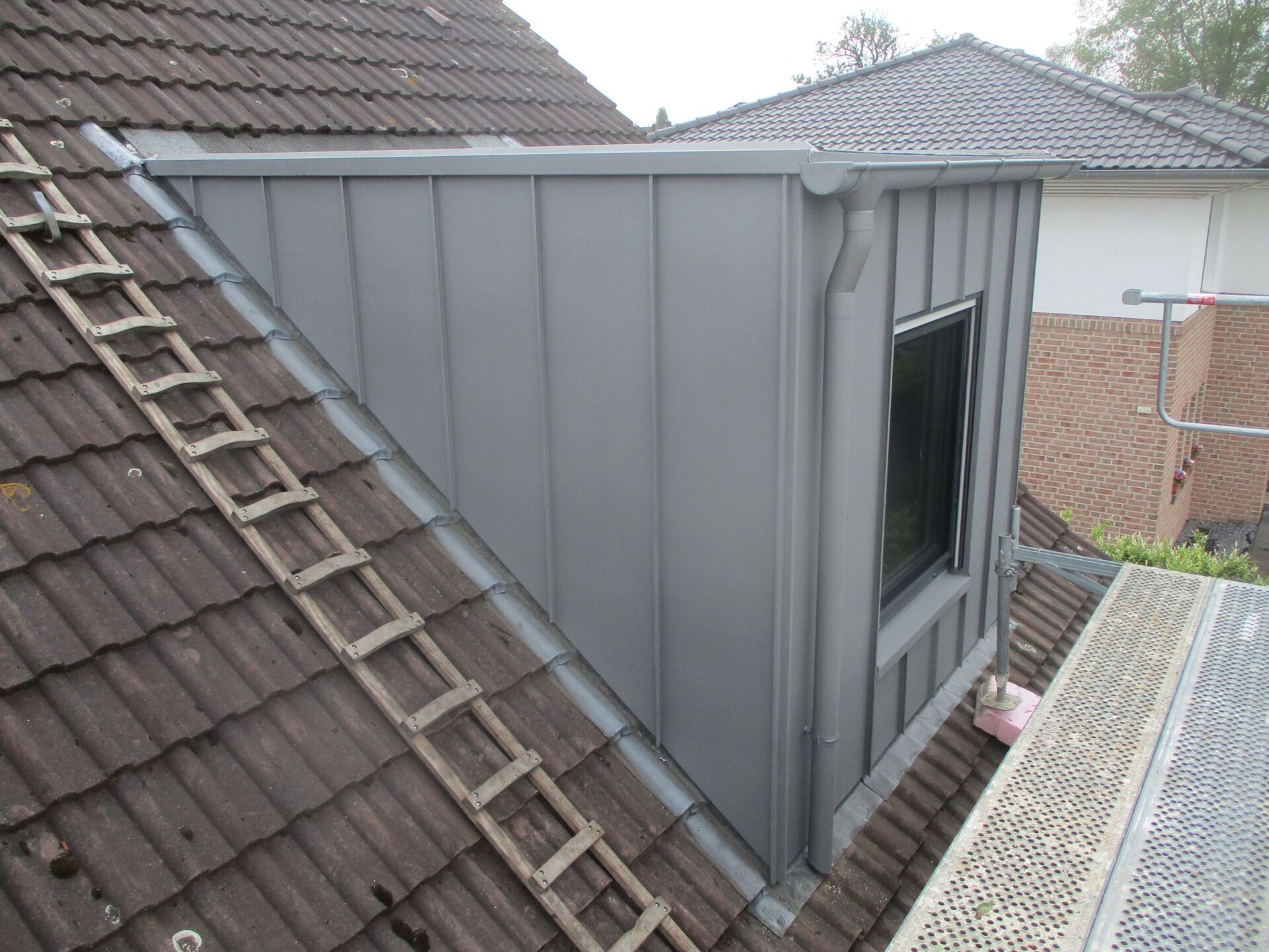 Kaminbau von Anton Plenkers Dachdecker- & Klempnermeister, Solarteur