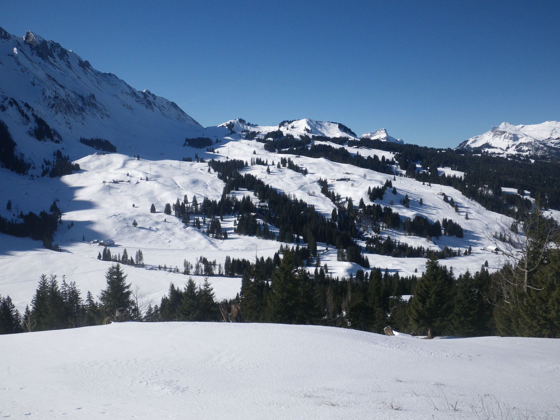 Toller Ausblick vom Sädel auf den Lungerersee und Sarnersee