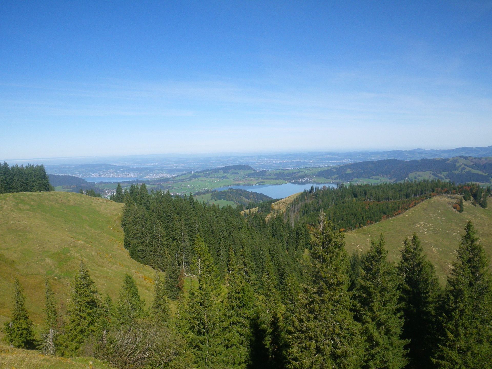 Toller Ausblick vom Sädel auf den Lungerersee und Sarnersee