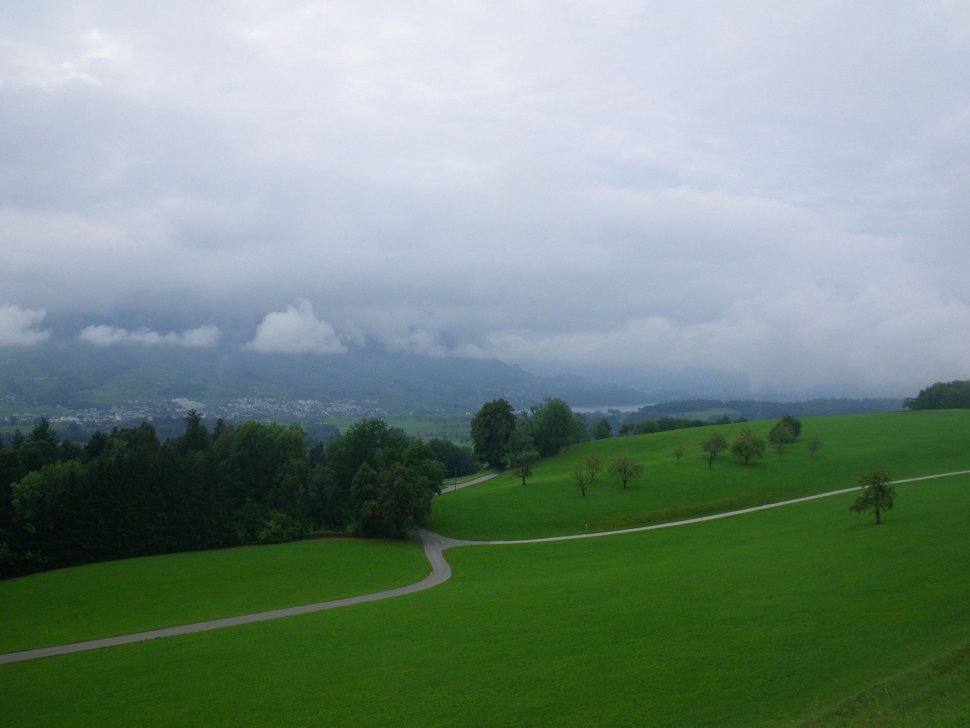 Toller Ausblick vom Sädel auf den Lungerersee und Sarnersee