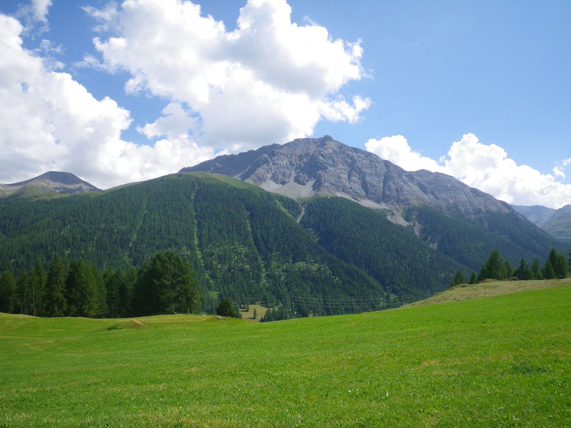 Toller Ausblick vom Sädel auf den Lungerersee und Sarnersee