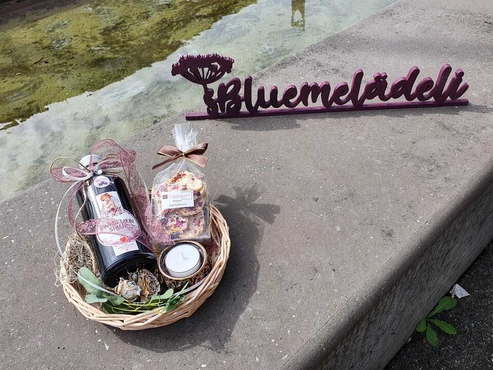 S'Bluemelädeli Schmid GmbH