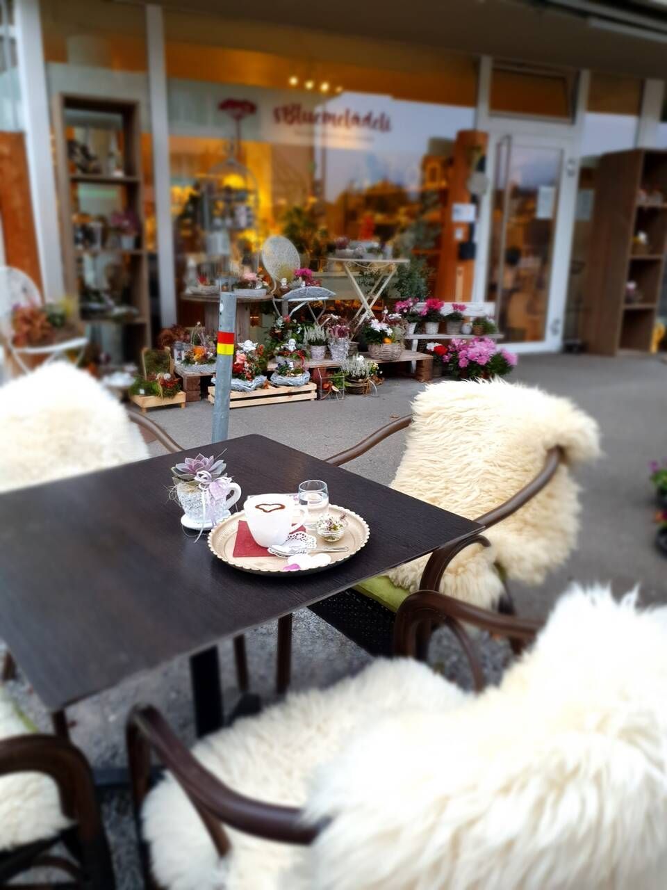 S'Bluemelädeli Schmid GmbH