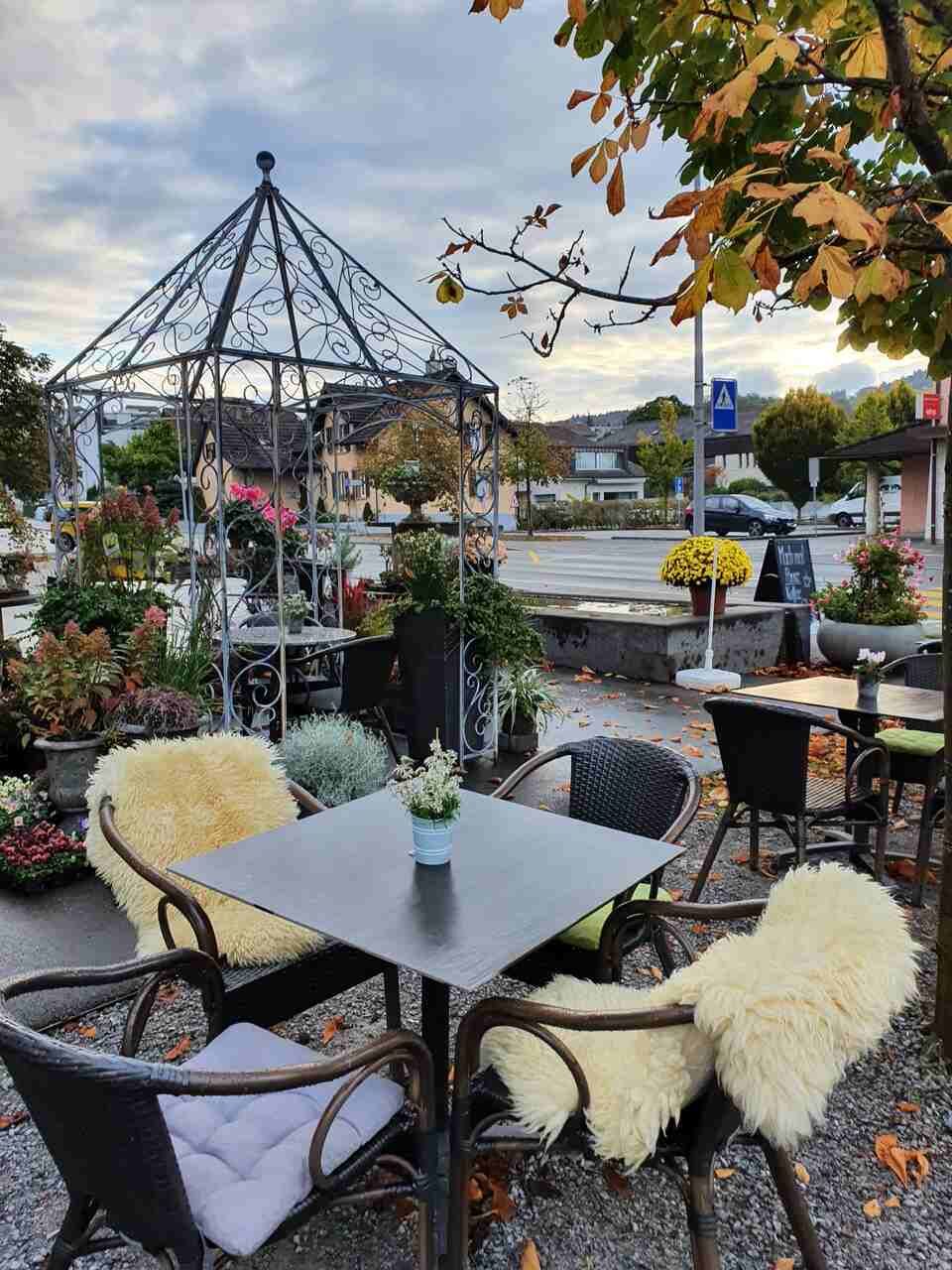 S'Bluemelädeli Schmid GmbH