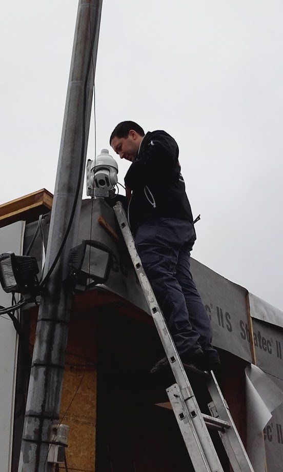 Installation de caméra de surveillance