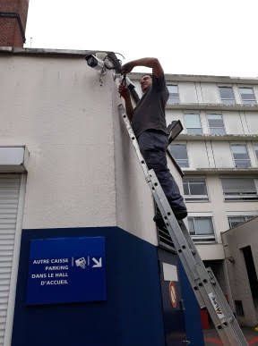 Installation caméra d'entrée