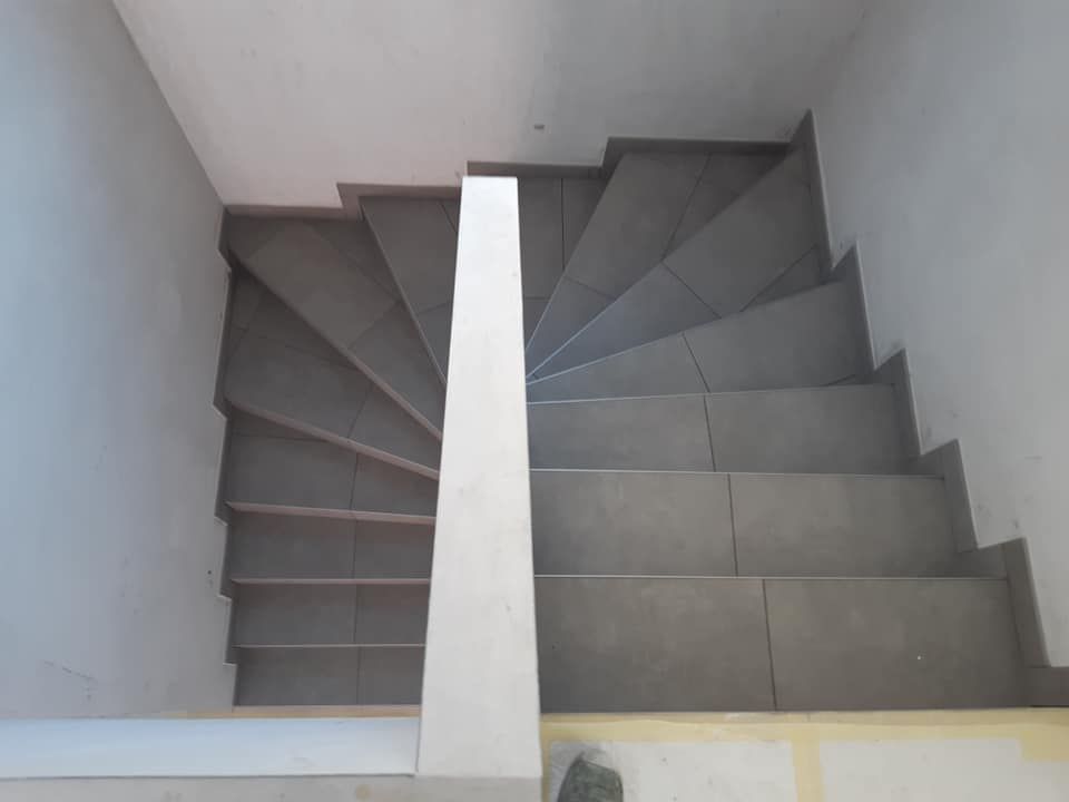 Votre expert en revêtements de sol en Valais - Arsic Carrelages & Revêtements