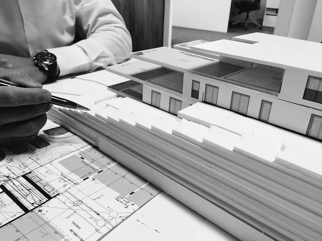 Collaboration avec des architectes lors de projets de construction