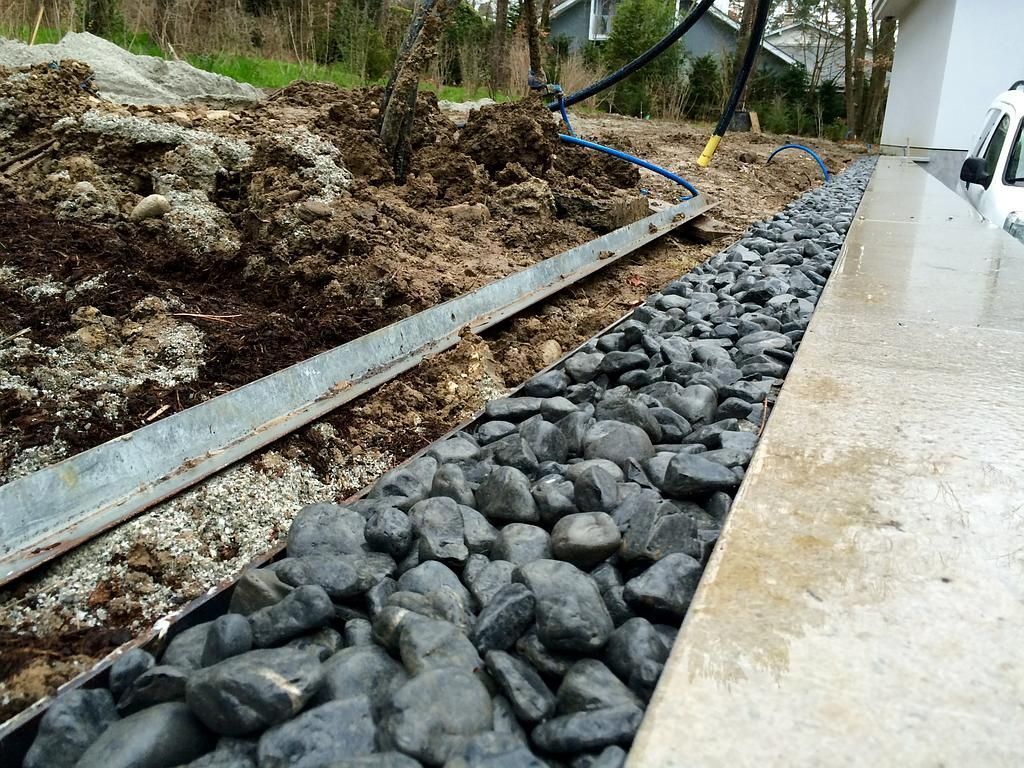 Metal battens and retaining borders - AB Jardin Sarl