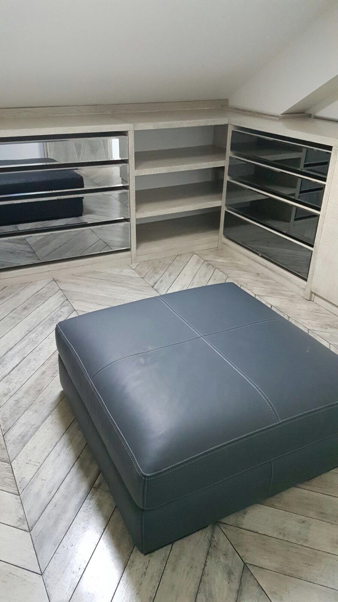 Boden Parkett Schrank-LuXXboden Durmisi